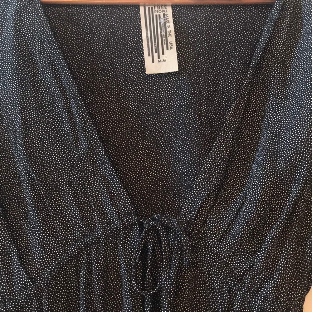 Free people center tie top with 3/4 sleeve